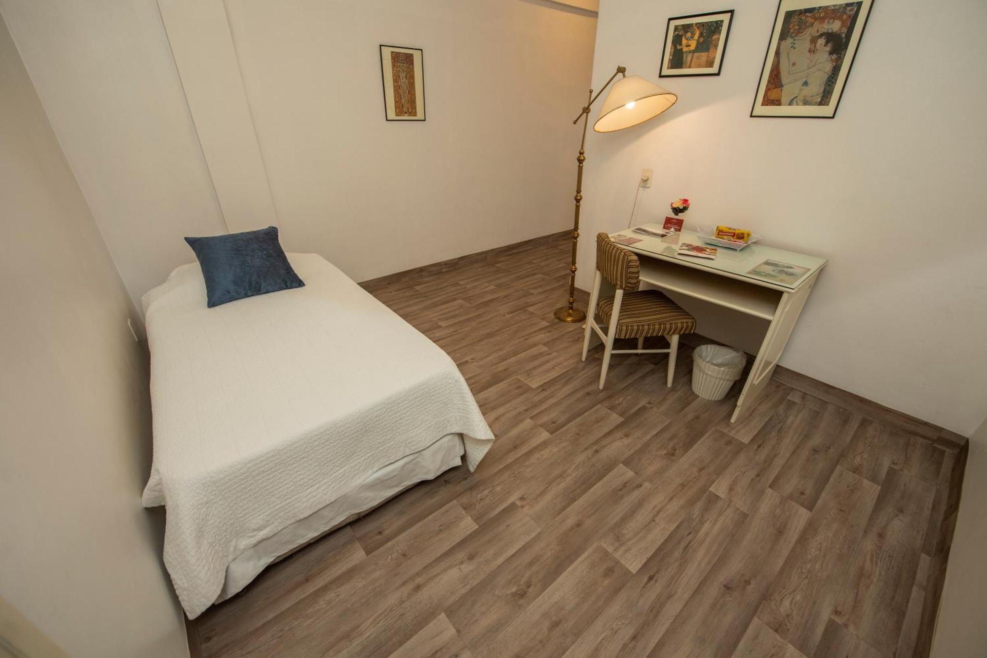 Hotel Cecilia Асунсьон Номер фото
